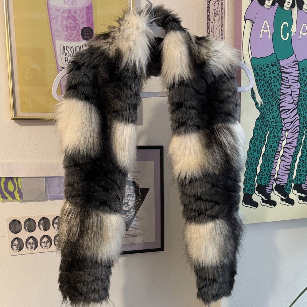 Black and White Faux Fur Scarf